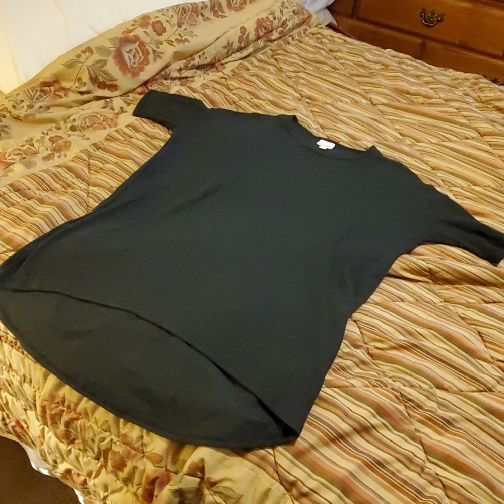 Lularoe charcoal grey top